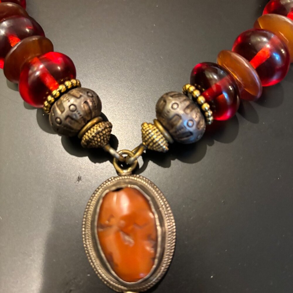 Stunning Vintage signed Masha Archer Necklace, Carnelian, resin rondelles, 24K